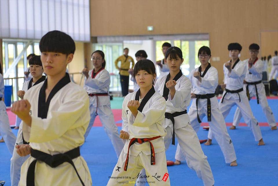 taekwondo uniforms