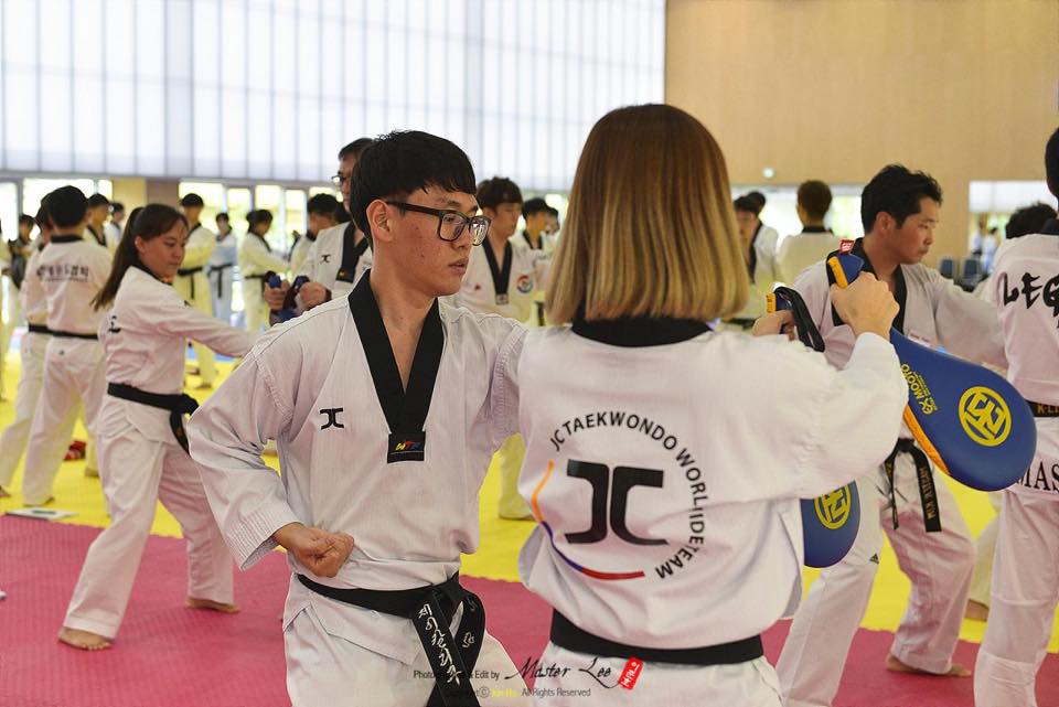 taekwondo uniforms